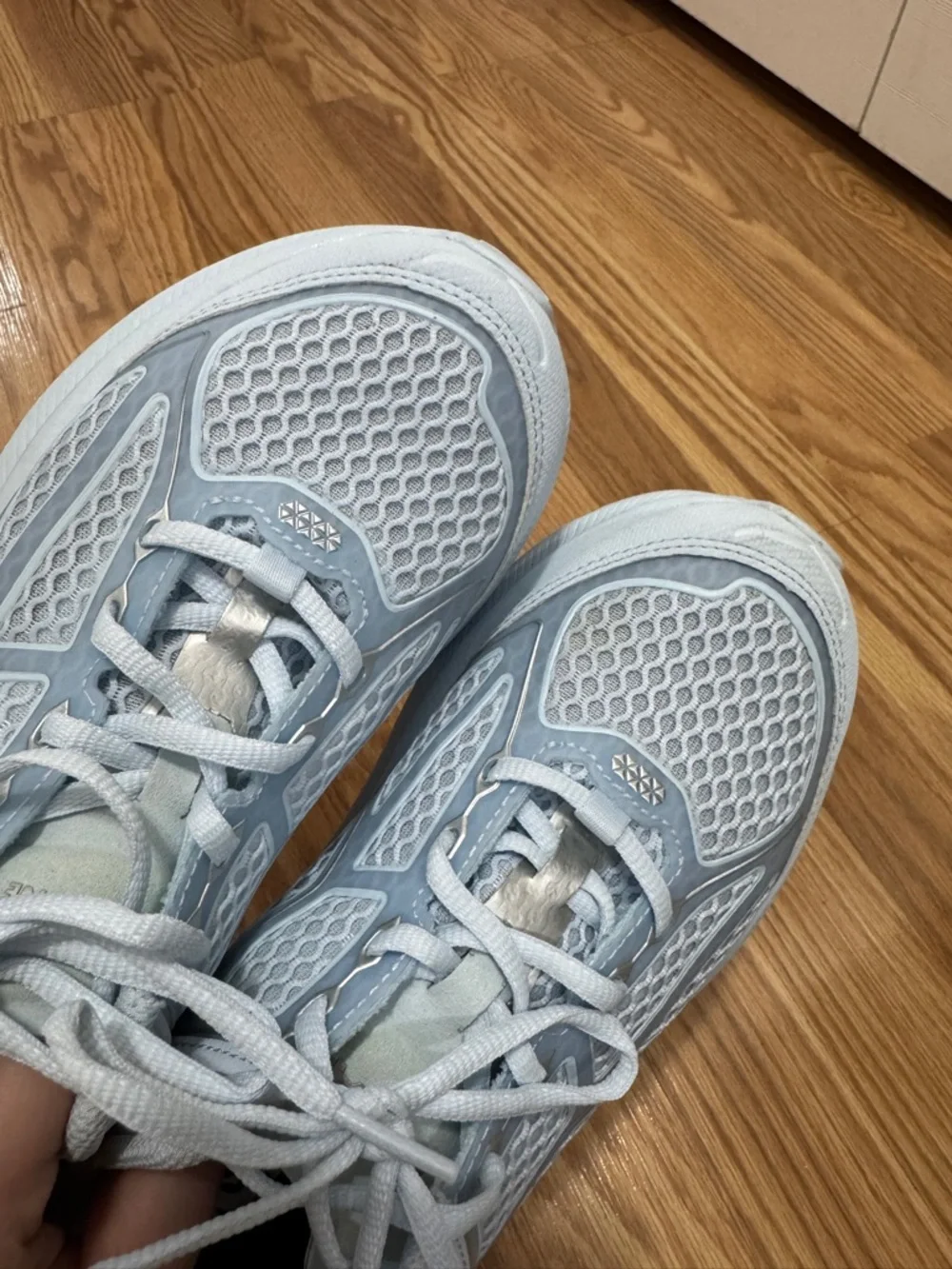 Hoka Clifton 9 Sneakers